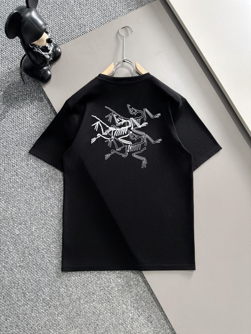 Unclassified Brand T-Shirts